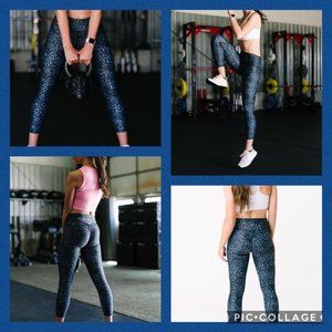 Zyia stone leopard 8-10